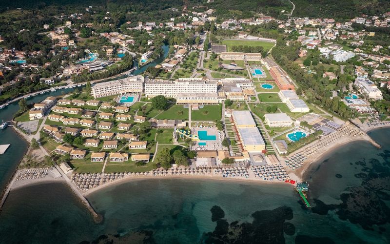 HOTEL CANVAS BY MITSIS MESSONGHI